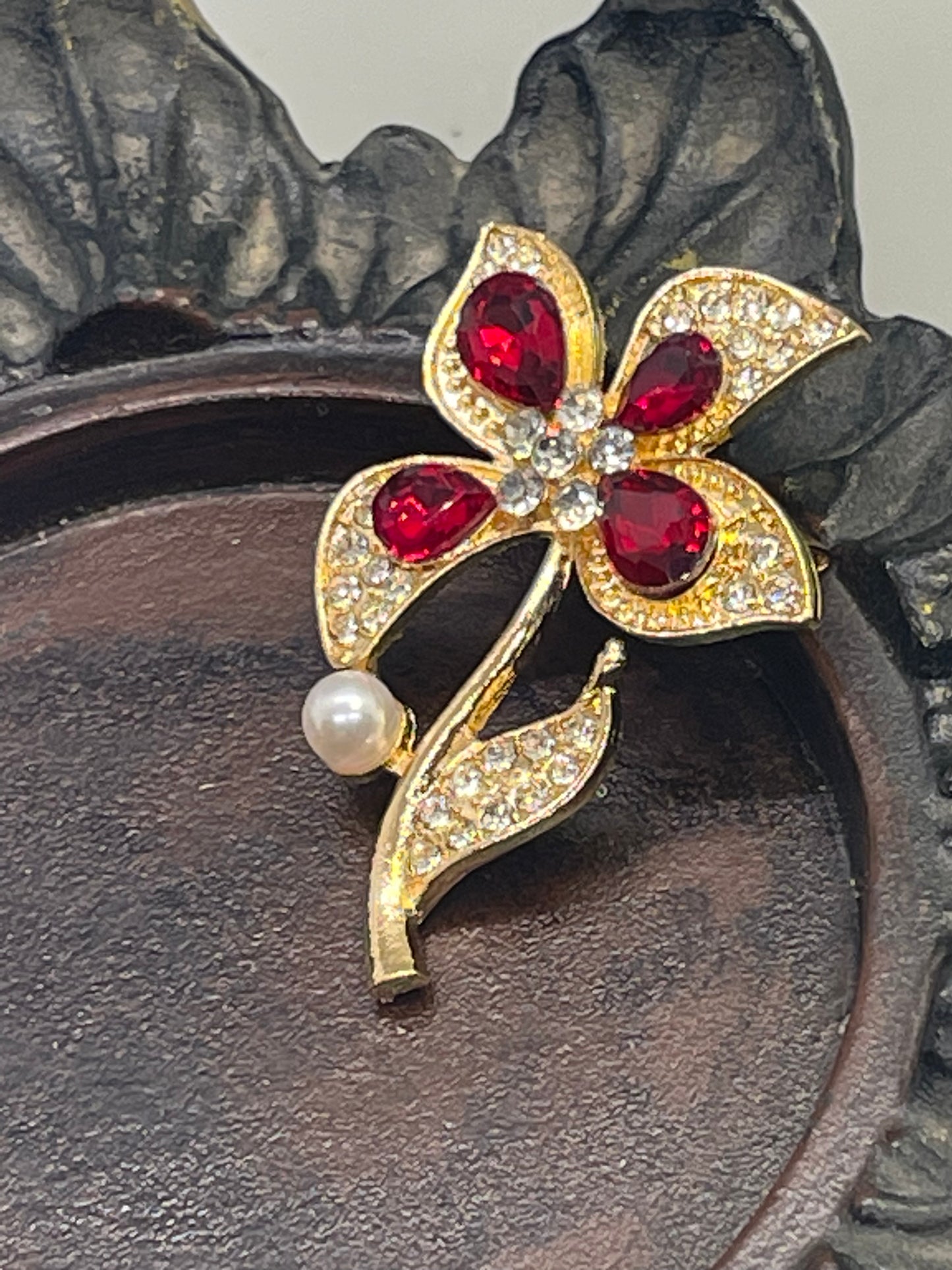 Luxe’s Red Crystal Brooch Rhinestone flower gold  tone woman with rhinestone gift scarf accessory