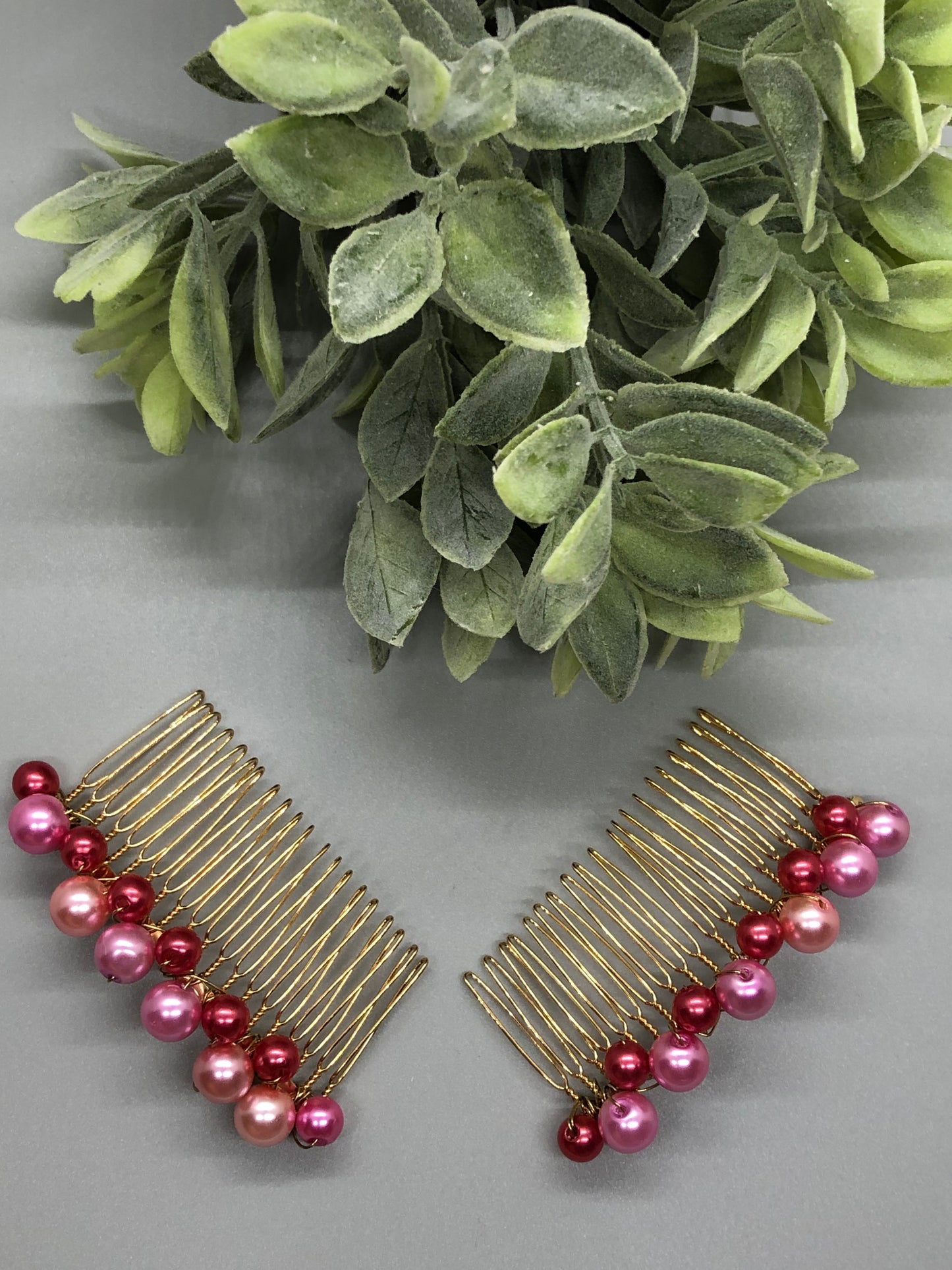 Pink Hot Pink Beaded Hair Comb 3.5'' Gold Tone Comb 2pc set Retro Bridal Prom Wedding Party