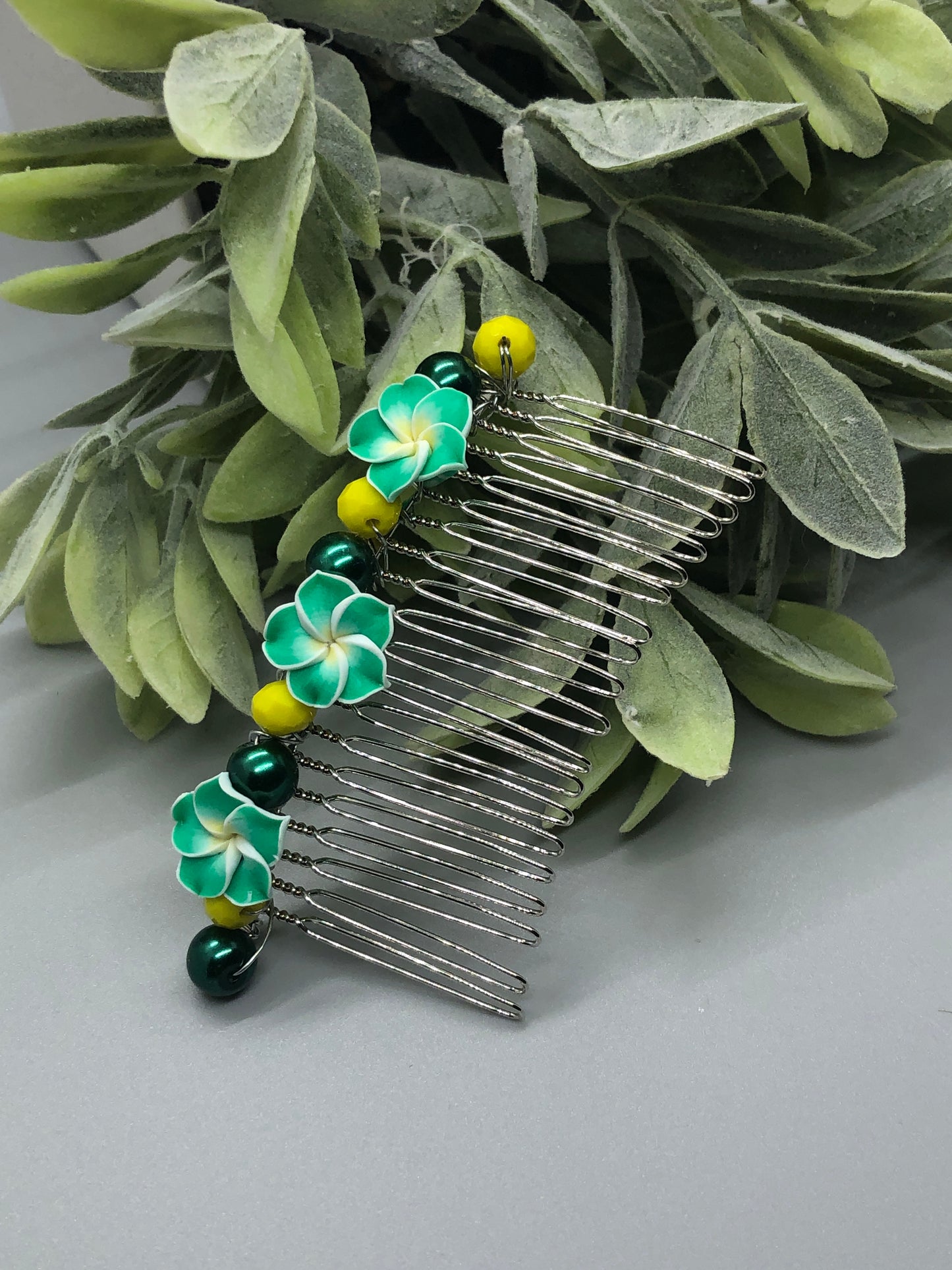 Green white Flower Green Yellow Beads Silver  Tone Side Comb 1pc