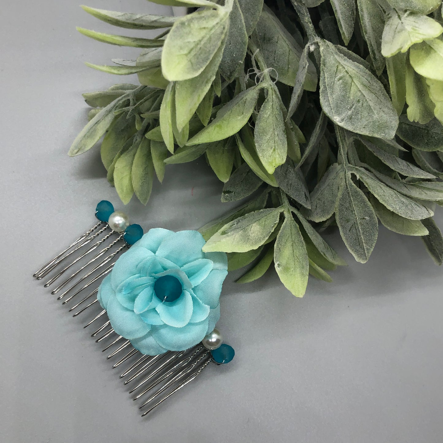 Baby Teal Flower Teal White  Beads 3.5' Metal Side Comb Retro Vintage Style 1 pc