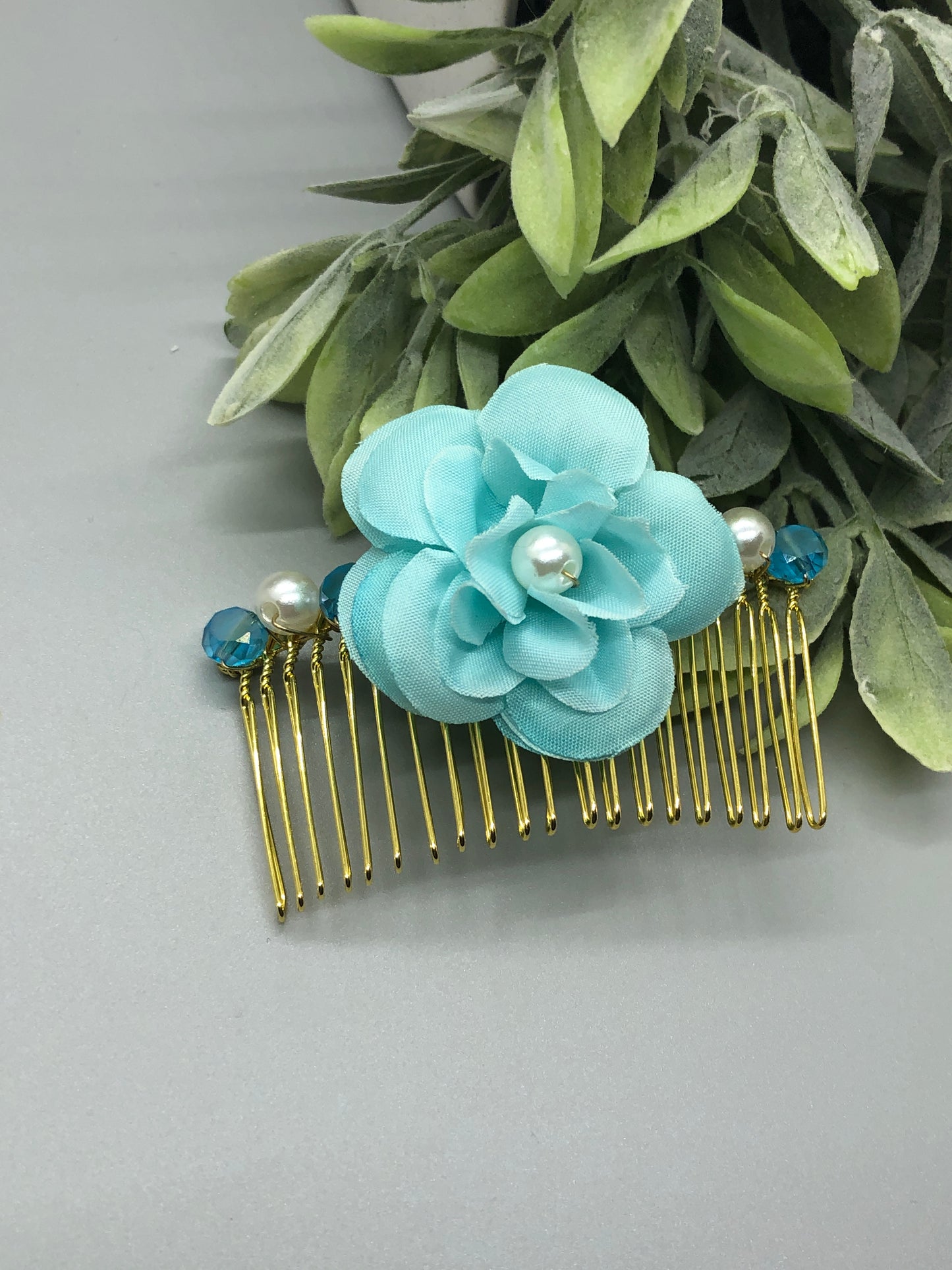 Baby Teal  Flower Teal White Beads 3.5' Metal Side Comb Retro Vintage Style 1 pc