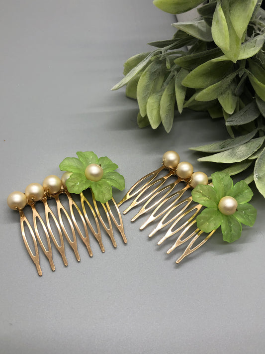 Green Acrylic Flower Soft Yellow Beads 2.0" Metal Side Comb Retro Vintage Style 2 pc