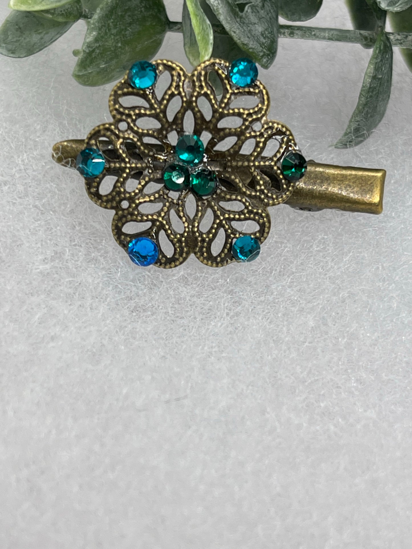 Teal Blue crystal rhinestone flower 2.0”alligator clip Antique vintage style bridal Wedding shower
