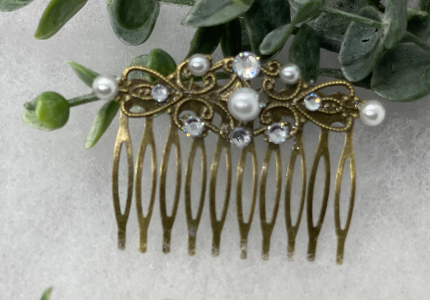 White crystal rhinestone pearl vintage style antique hair accessories gift birthday event formal bridesmaid  2.5” Metal side Comb #252