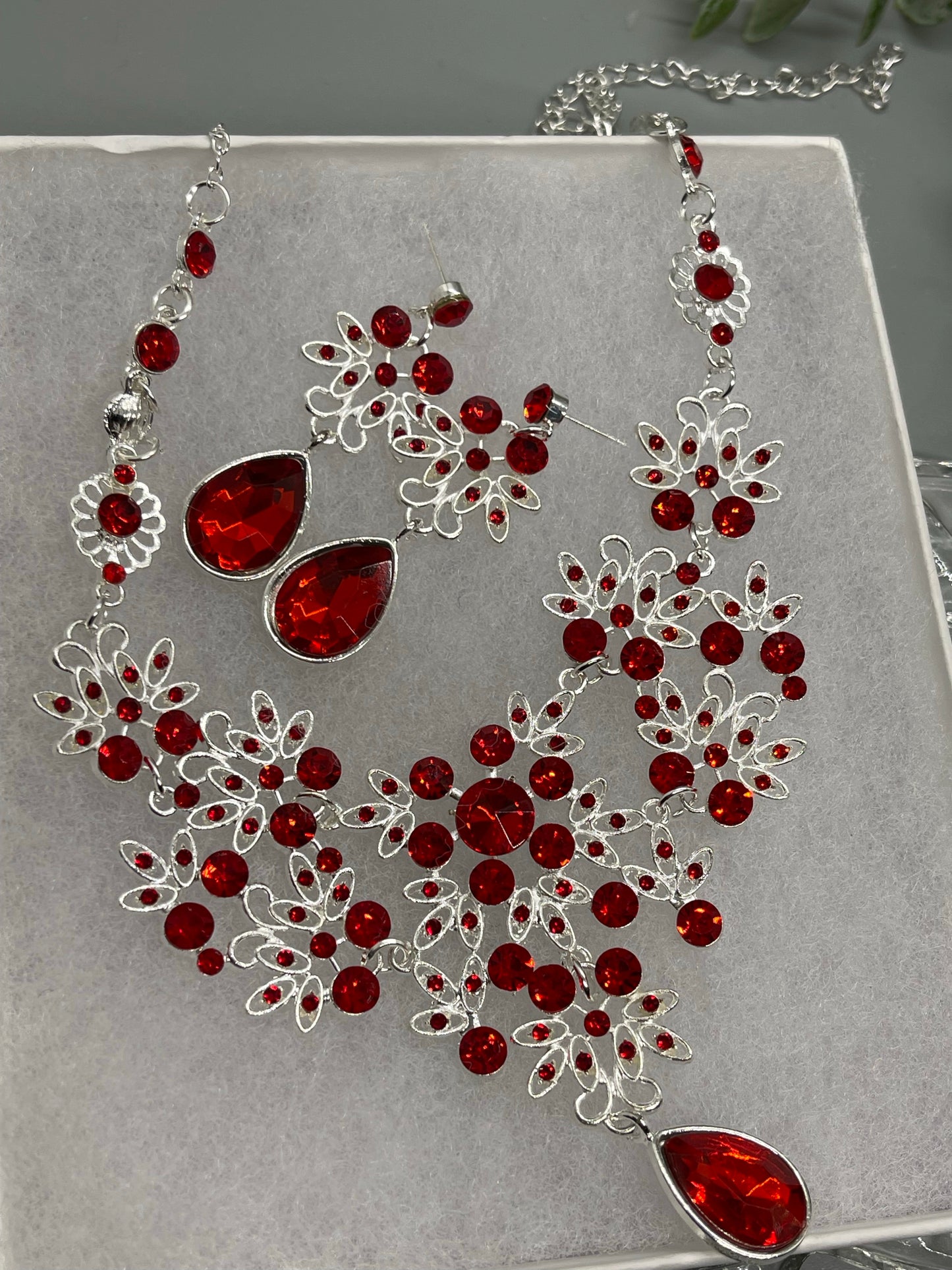 Ruby Red rhinestone crystal necklace earrings set Rhinestone Jewelry Sets earring necklace wedding engagement formal party Prom sweet 16 sets
