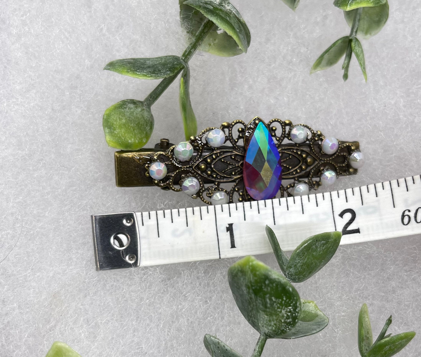 Iridescent Pearl Vintage Style Crystal Rhinestone 2,5” antique tone Metal Alligator clip  brid