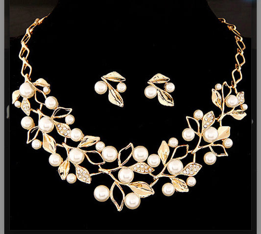 Pearls Crystal leaf gold necklace earrings set